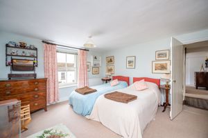 Bedroom- click for photo gallery